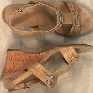 Anne Klein iflex wedge heels, size 9M, Taupe